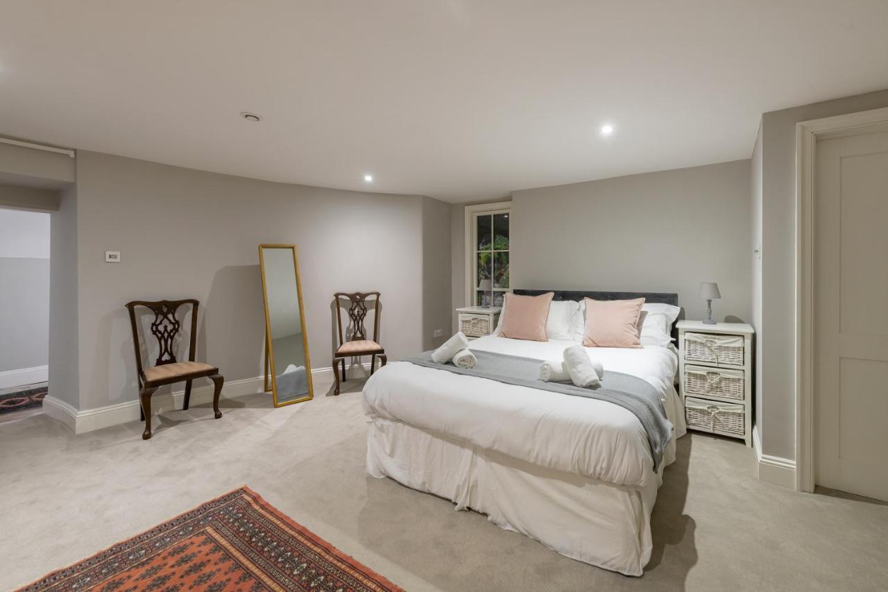 Georgian 2 Bed Apartment With 3 Bathrooms And Parking Ngoại thất bức ảnh